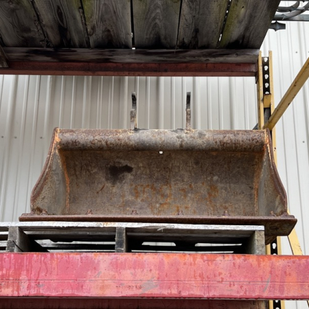 Manual Cleanout Bucket for 26, 35 Series